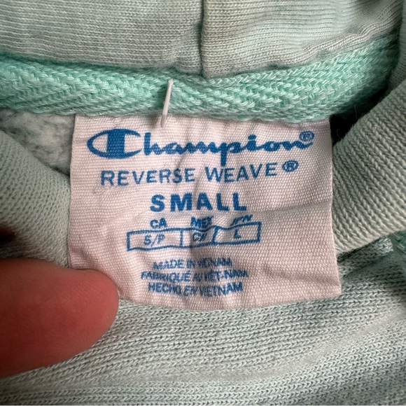 Turquoise men’s champion hoodie in size small. - Picture 4 of 4